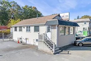 170 Main, North Reading, MA 01864 - Photo 1