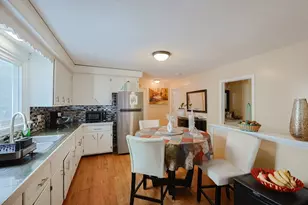105 16th St, Fall River, MA 02723 - Photo 5