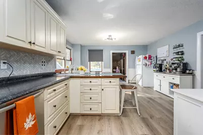 8 W Crossfield Road, Sandwich, MA 02644 - Photo 9