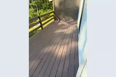 61 Glenmore Street, Springfield, MA 01129 - Photo 11