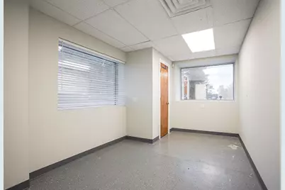 733 Memorial Avenue, West Springfield, MA 01089 - Photo 21