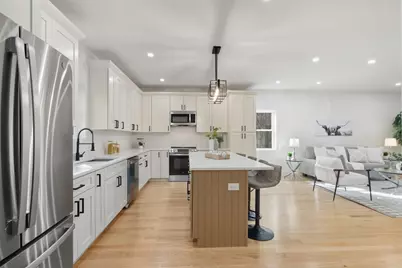 20 Pine Hill Rd, Lynnfield, MA 01940 - Photo 9