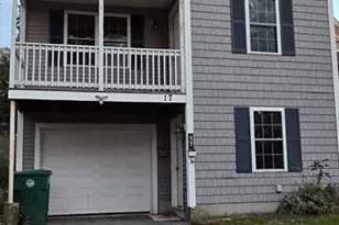 17 Beech St, Lowell, MA 01850 - Photo 1