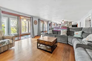 36 Sunrise Ave, Leominster, MA 01453 - Photo 3