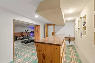 36 Sunrise Ave, Leominster, MA 01453 - Photo 21