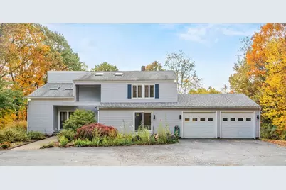 36 Sunrise Ave, Leominster, MA 01453 - Photo 1