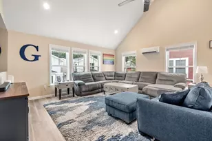 1 Elm St, Boston, MA 02122 - Photo 3