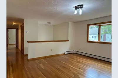 15 Curlew Street, Boston, MA 02132 - Photo 3