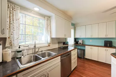 341 Seaview Avenue, Swansea, MA 02777 - Photo 17