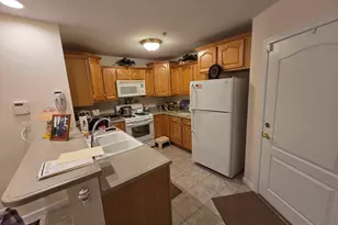 968 Geraldine St, New Bedford, MA 02740 - Photo 5