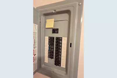 968 Geraldine St #1A, New Bedford, MA 02740 - Photo 17