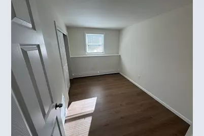77 Cranston St #1, Westfield, MA 01085 - Photo 5
