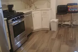 77 Bristow St, Saugus, MA 01906 - Photo 3