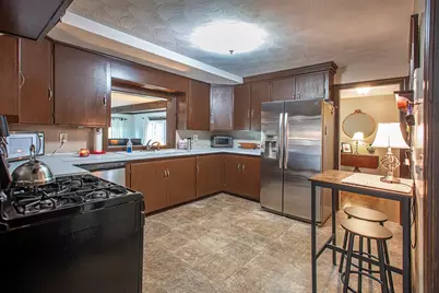 54 South Shore Drive, Springfield, MA 01118 - Photo 9