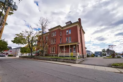 529 Eastern Ave, Fall River, MA 02723 - Photo 5