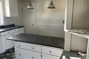 36 Jasper St, Saugus, MA 01906 - Photo 9