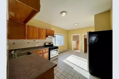 1 Wyeth St #2, Malden, MA 02148 - Photo 5