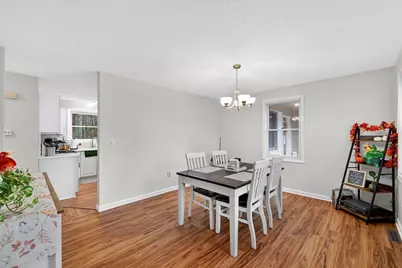 98 Fox Woods Dr, Springfield, MA 01129 - Photo 19