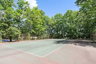 3 Pembroke Dr, Derry, NH 03038 - Photo 9