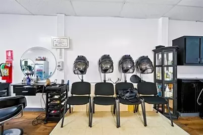 159 Essex St, Lawrence, MA 01840 - Photo 7