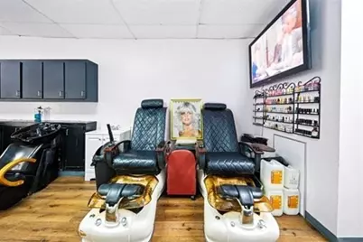 159 Essex St, Lawrence, MA 01840 - Photo 9