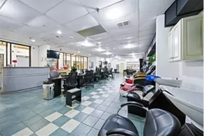 350 Esses St, Lawrence, MA 01840 - Photo 7