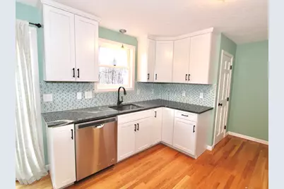 19 Crestwood Dr #19, Northborough, MA 01532 - Photo 7