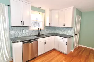 19 Crestwood Dr, Northborough, MA 01532 - Photo 7