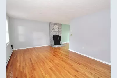 19 Crestwood Dr #19, Northborough, MA 01532 - Photo 3