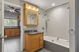17 Parker St, Malden, MA 02148 - Photo 9