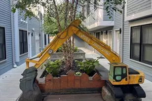 45 Spring St, Boston, MA 02132 - Photo 25