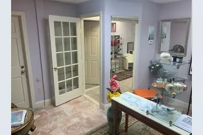 565 Turnpike St, North Andover, MA 01845 - Photo 3