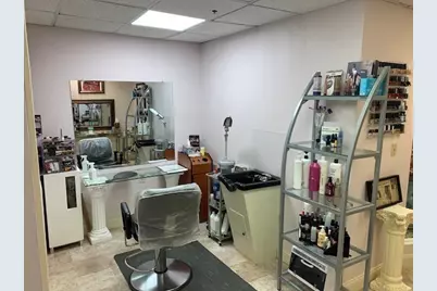 565 Turnpike St, North Andover, MA 01845 - Photo 9