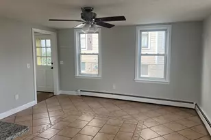 79 West St, Milford, MA 01757 - Photo 9