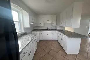 79 West St, Milford, MA 01757 - Photo 5