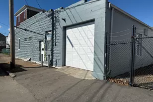 31 Scott St, New Bedford, MA 02744 - Photo 1