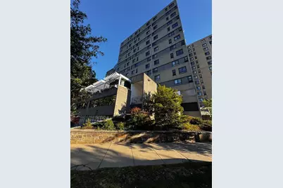 1560 Beacon St #3rd Floor, Brookline, MA 02446 - Photo 3