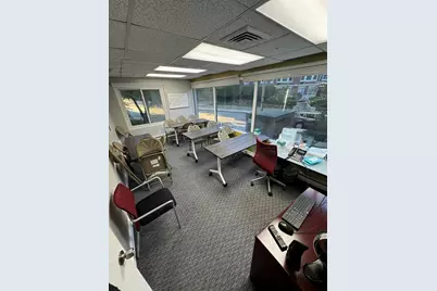 1560 Beacon St #3rd Floor, Brookline, MA 02446 - Photo 15