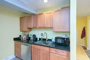 39 South St, Boston, MA 02135 - Photo 17