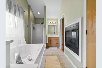 76 Algonquin Trl #76, Ashland, MA 01721 - Photo 13