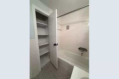 109 Trapelo #4, Waltham, MA 02452 - Photo 7