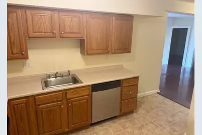 100 Lawrence #5, Haverhill, MA 01830 - Photo 5