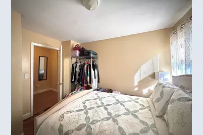 58 Eureka St, Springfield, MA 01104 - Photo 9