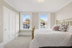 45 Pleasant St, Marblehead, MA 01945 - Photo 35