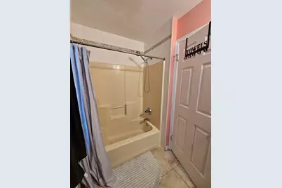 32 Crowell St, Boston, MA 02124 - Photo 11