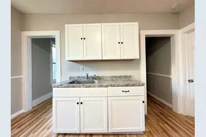 16 1/2 Winslow Street #2, Worcester, MA 01609 - Photo 9