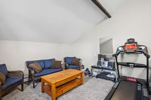 35 Cedar St, Gardner, MA 01440 - Photo 17