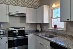 35 Cedar St, Gardner, MA 01440 - Photo 3