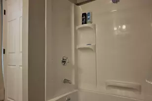 35 Cedar St, Gardner, MA 01440 - Photo 23