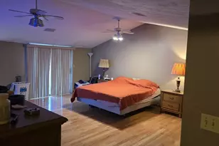 64 Village St, Millis, MA 02054 - Photo 15